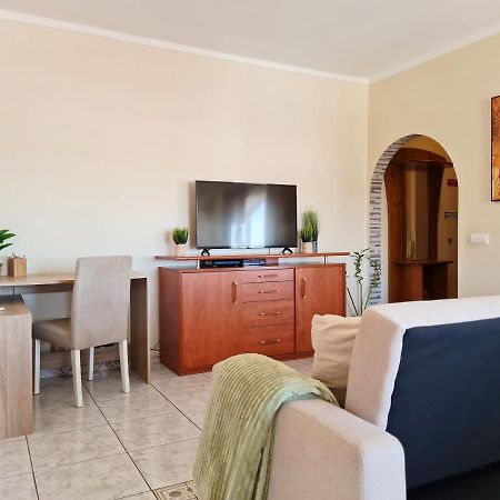 Casa Tombua - Pool - Beach & Center 300M - Ac - Wifi カルヴォエイロ エクステリア 写真