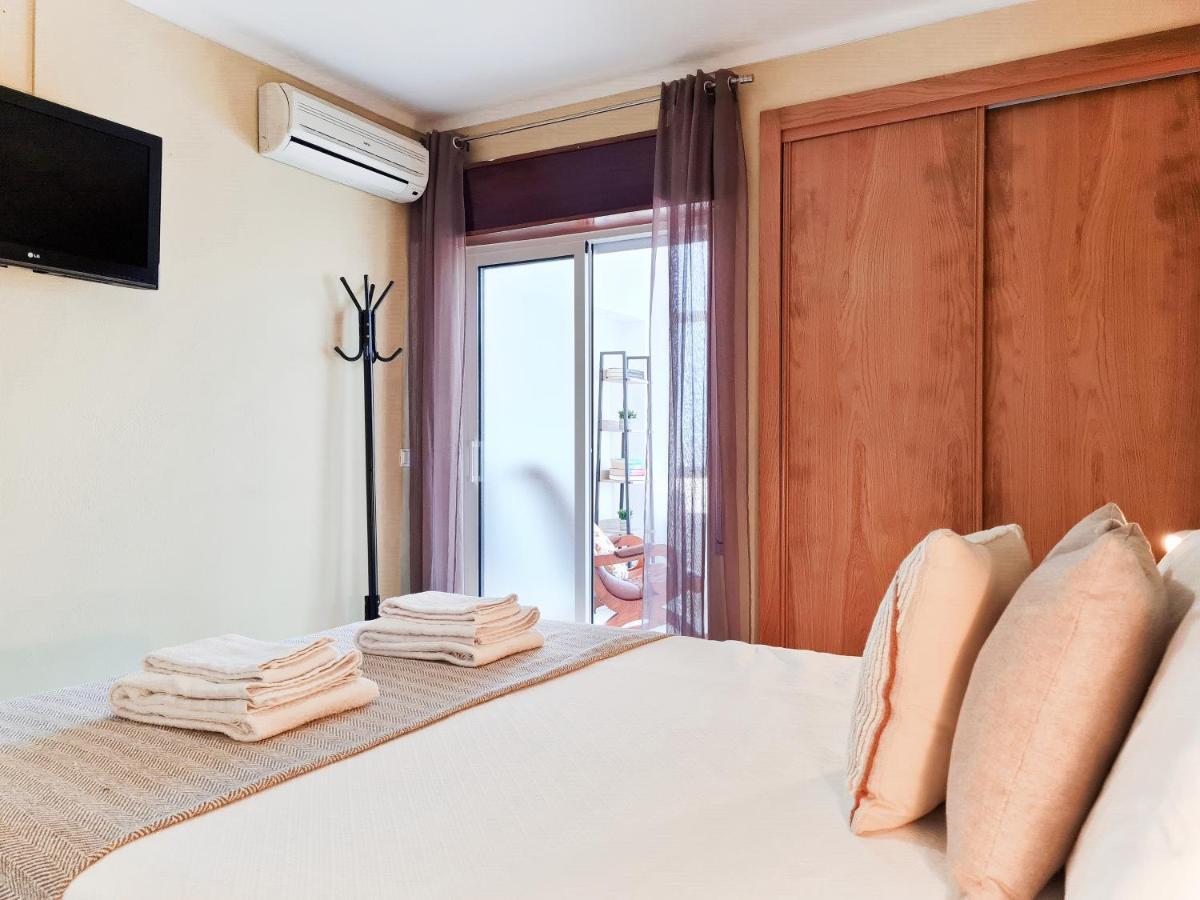 Casa Tombua - Pool - Beach & Center 300M - Ac - Wifi カルヴォエイロ エクステリア 写真
